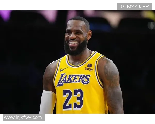 21号火箭与湖人激战正酣NBA赛季精彩对决引发球迷热议